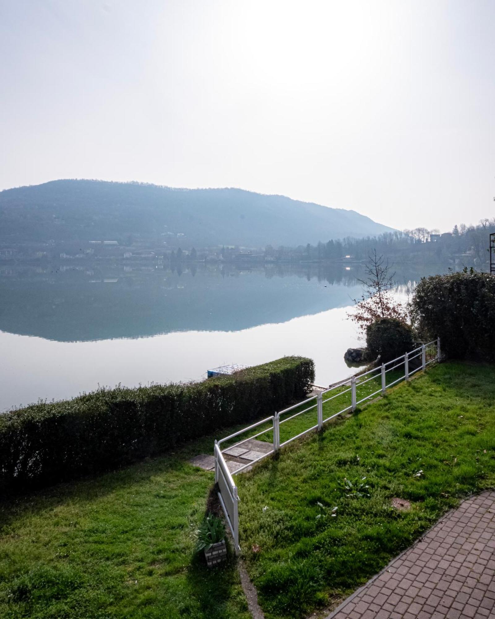 Hotel Chalet Del Lago Avigliana Exteriör bild