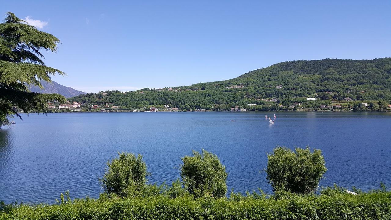 Hotel Chalet Del Lago Avigliana Exteriör bild